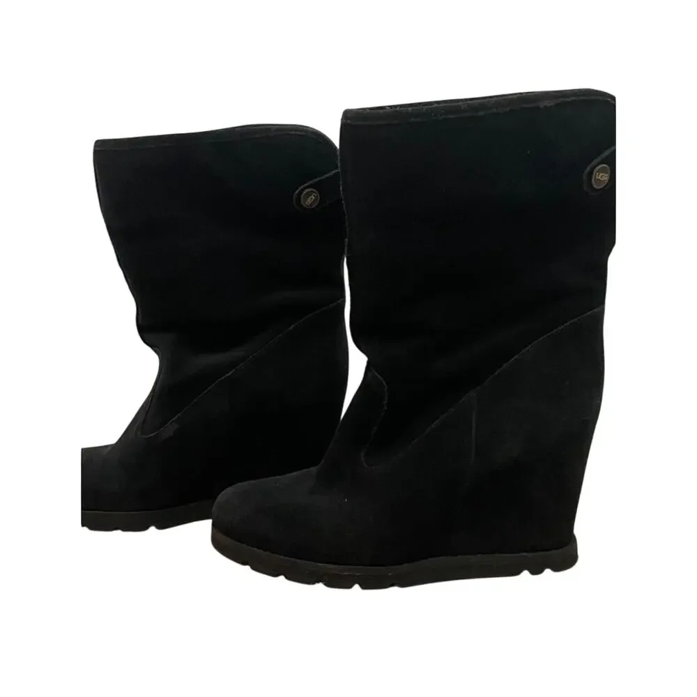 UGG KYRA Black Suede Hidden Wedge Boots Womens Size 7 Pull On Button